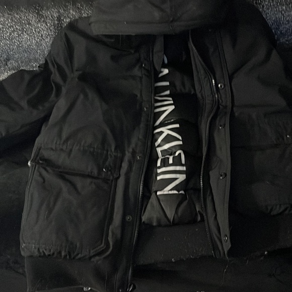 Calvin Klein, hooded winter puffer jacket waterproof - Picture 2 of 6